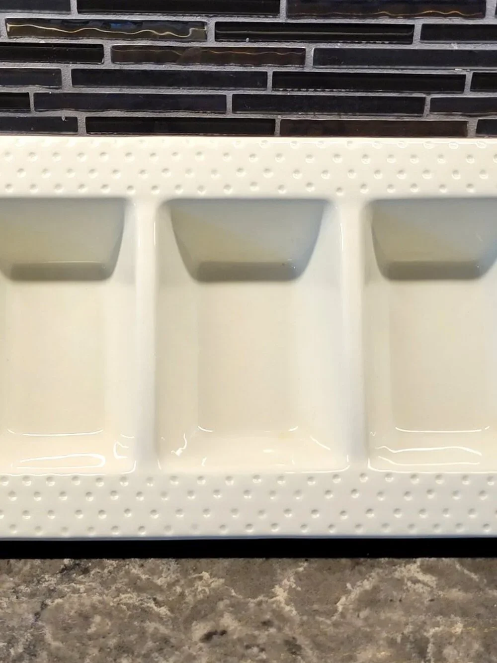 NORA FLEMING SWISS DOT 3 SECTION CONDIMENT GARNISH SERVING DISH TRAY VINTAGE